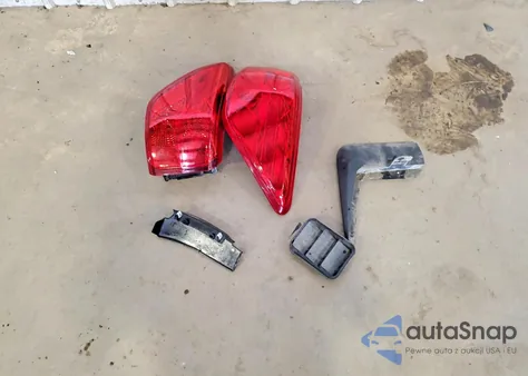 2018 Nissan Pathfinder S z USA, uszkodzony, nr VIN 5N1DR2MM7JC632389